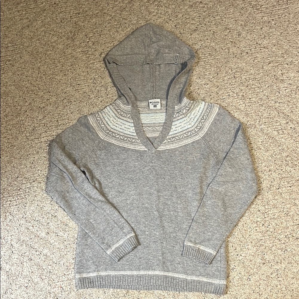 Columbia Gray V-Neck Sweater Soft Cotton-Blend